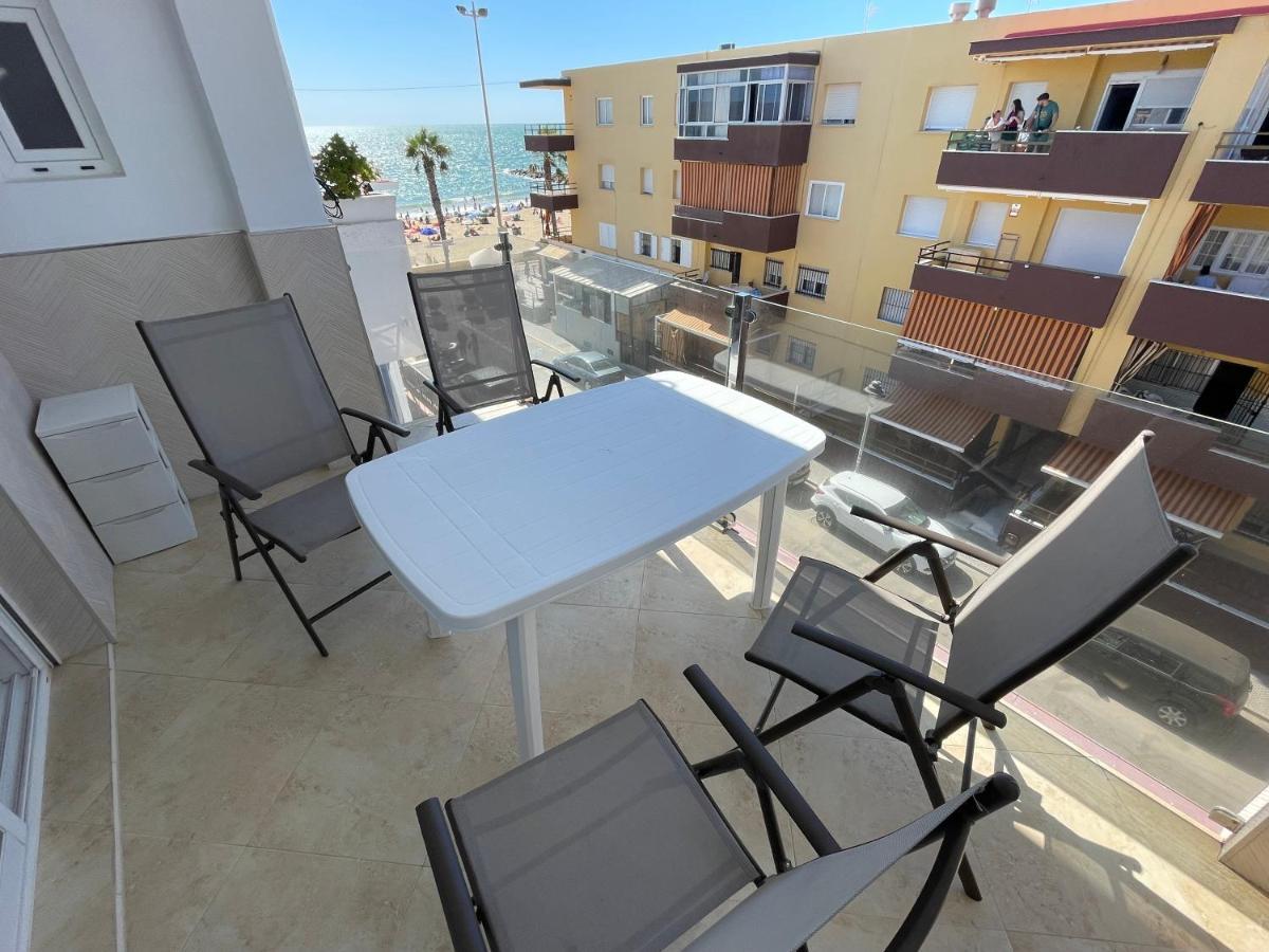 Vistas Al Mar A 10 Metros De La Playa De Regla Parking Gratis Apartment Chipiona Exterior foto
